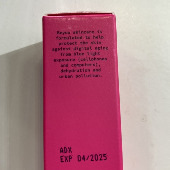 Caffeine Eye Cream for dark circles and puffy eyes + sensitive skin friendly - Picture 8 of 9